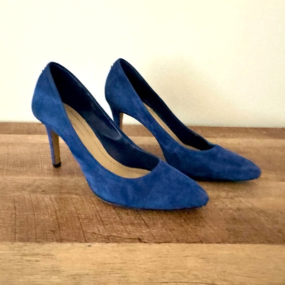 BCBGeneration Shoes - BCBGeneration Suède Pump Heels - Sapphire Blue